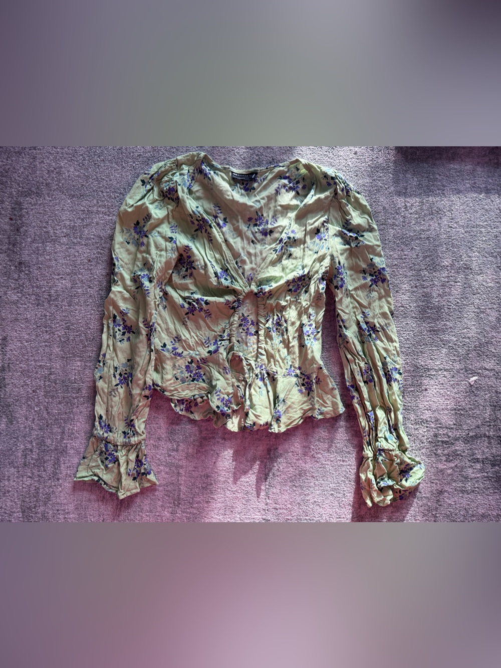Floral Keyhole Blouse in Sage Green